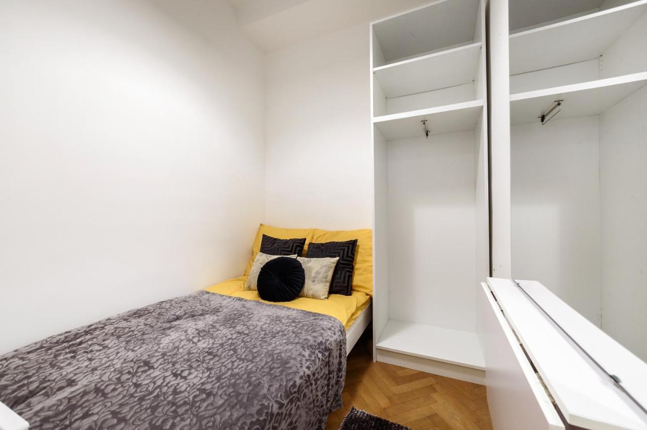 Gasthof Buda Centre Homes By The Allee Shopping Mall *